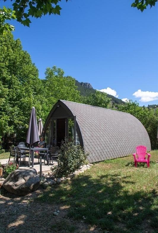 Camping Le Pre Morjal Ispagnac Exterior foto