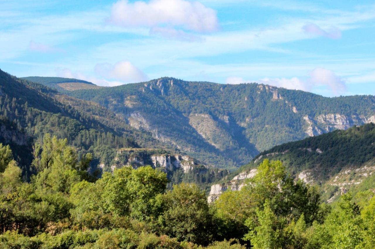 Camping Le Pre Morjal Ispagnac Exterior foto