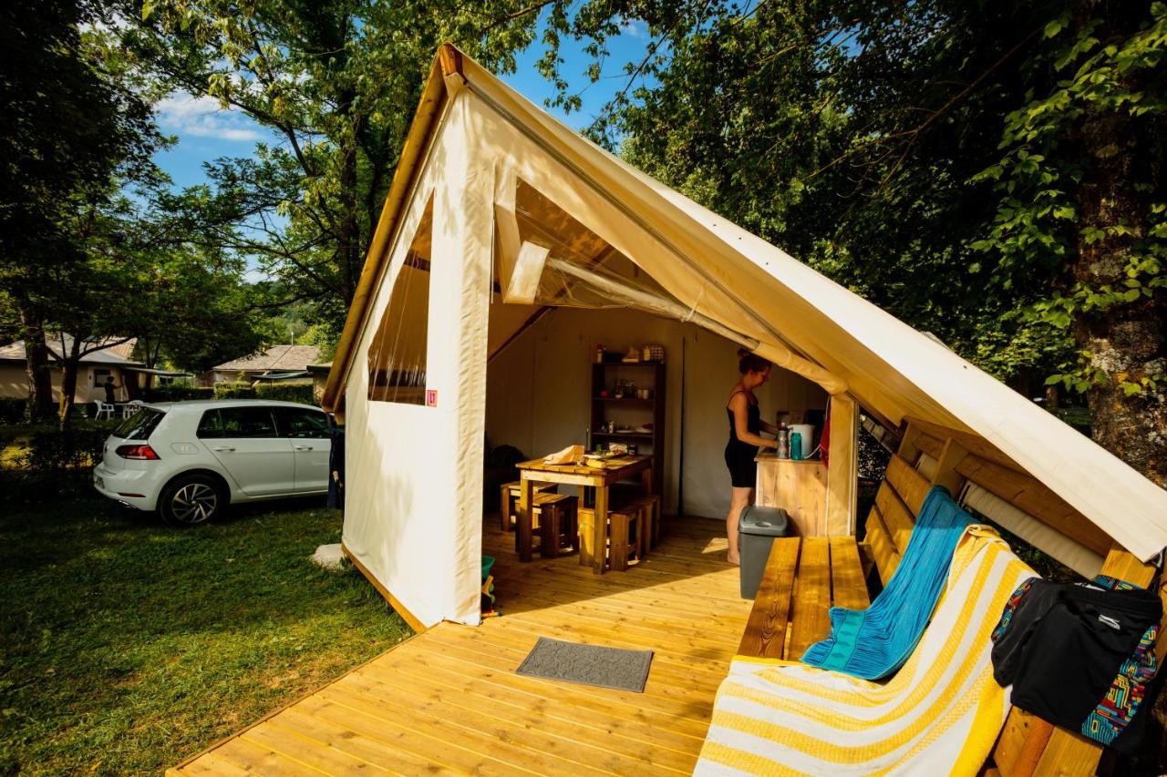 Camping Le Pre Morjal Ispagnac Exterior foto